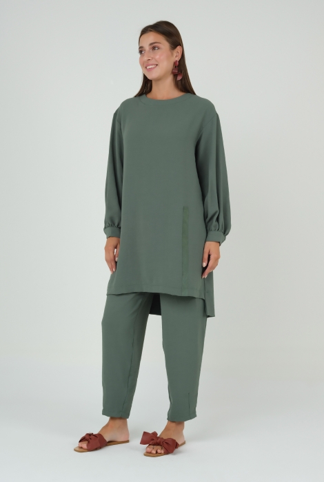 Grosgrain Detailed Outfit Green 