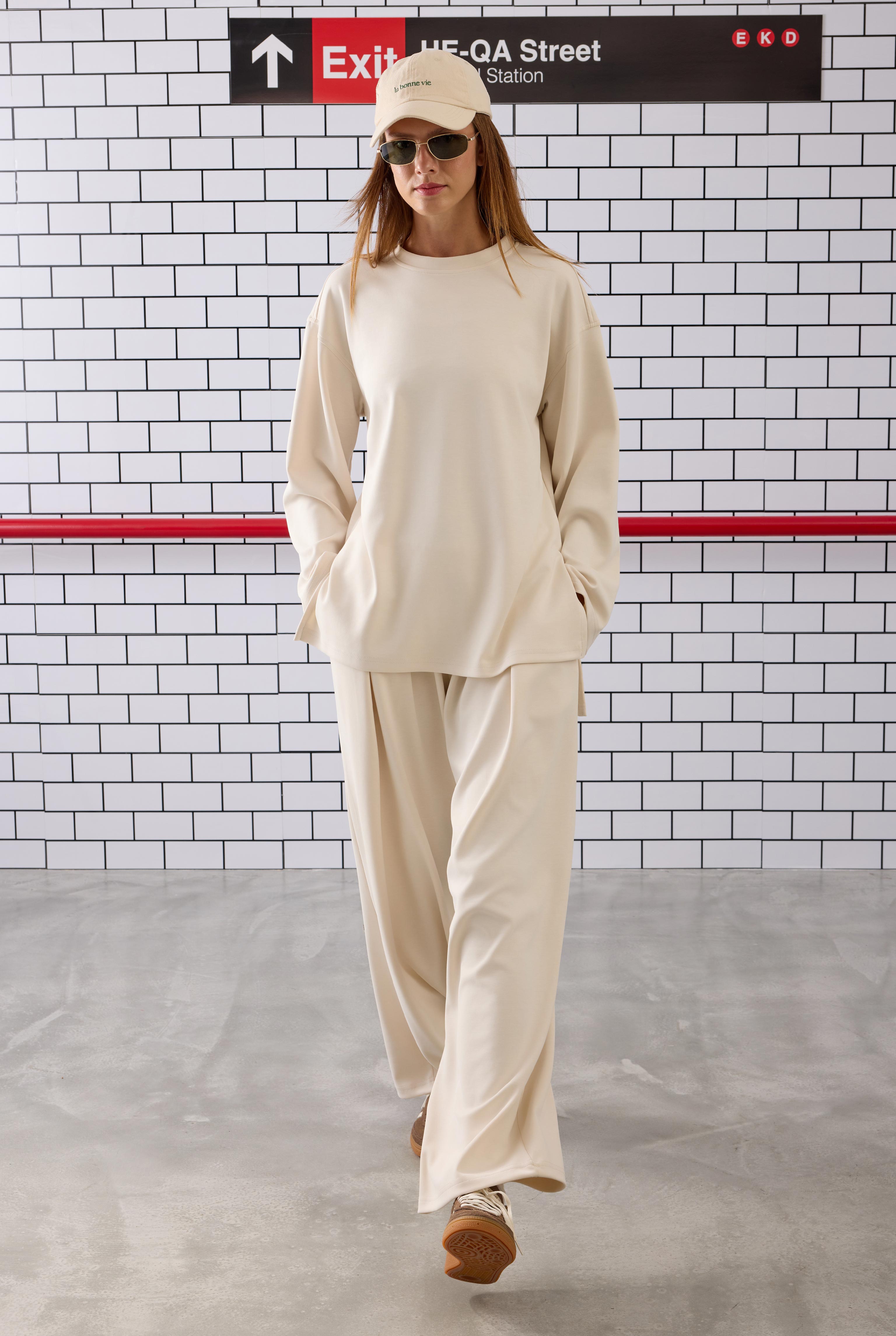 Modal Basic Sweat Kemik