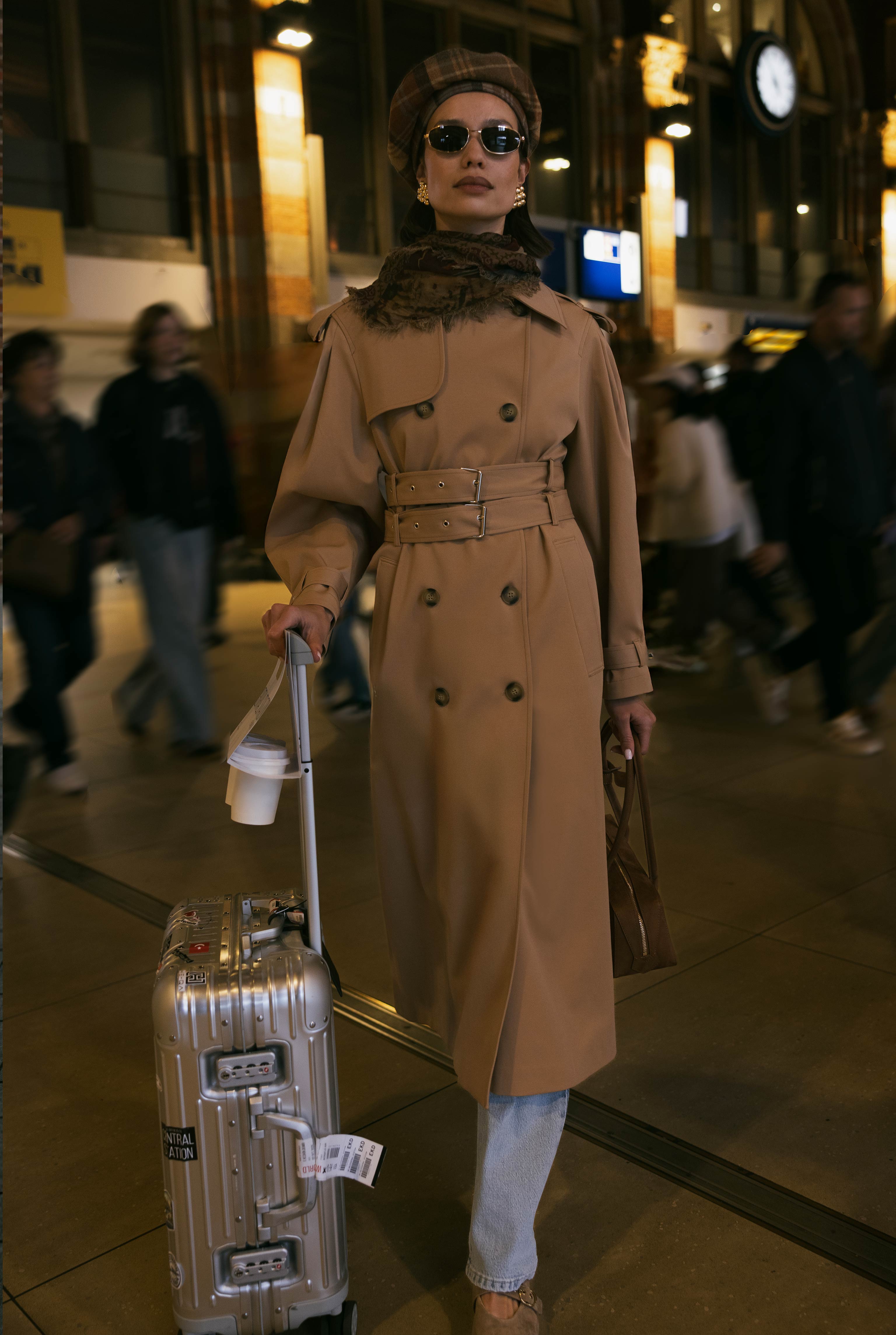 Çift Kemerli Trençkot Camel